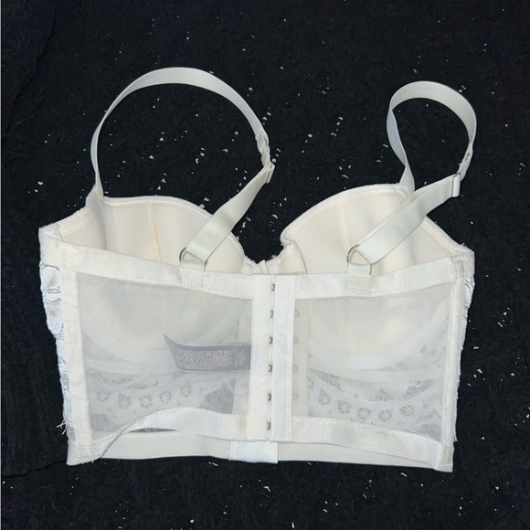 Victoria’s Secret Demi Bra Size 32D - Picture 5 of 6